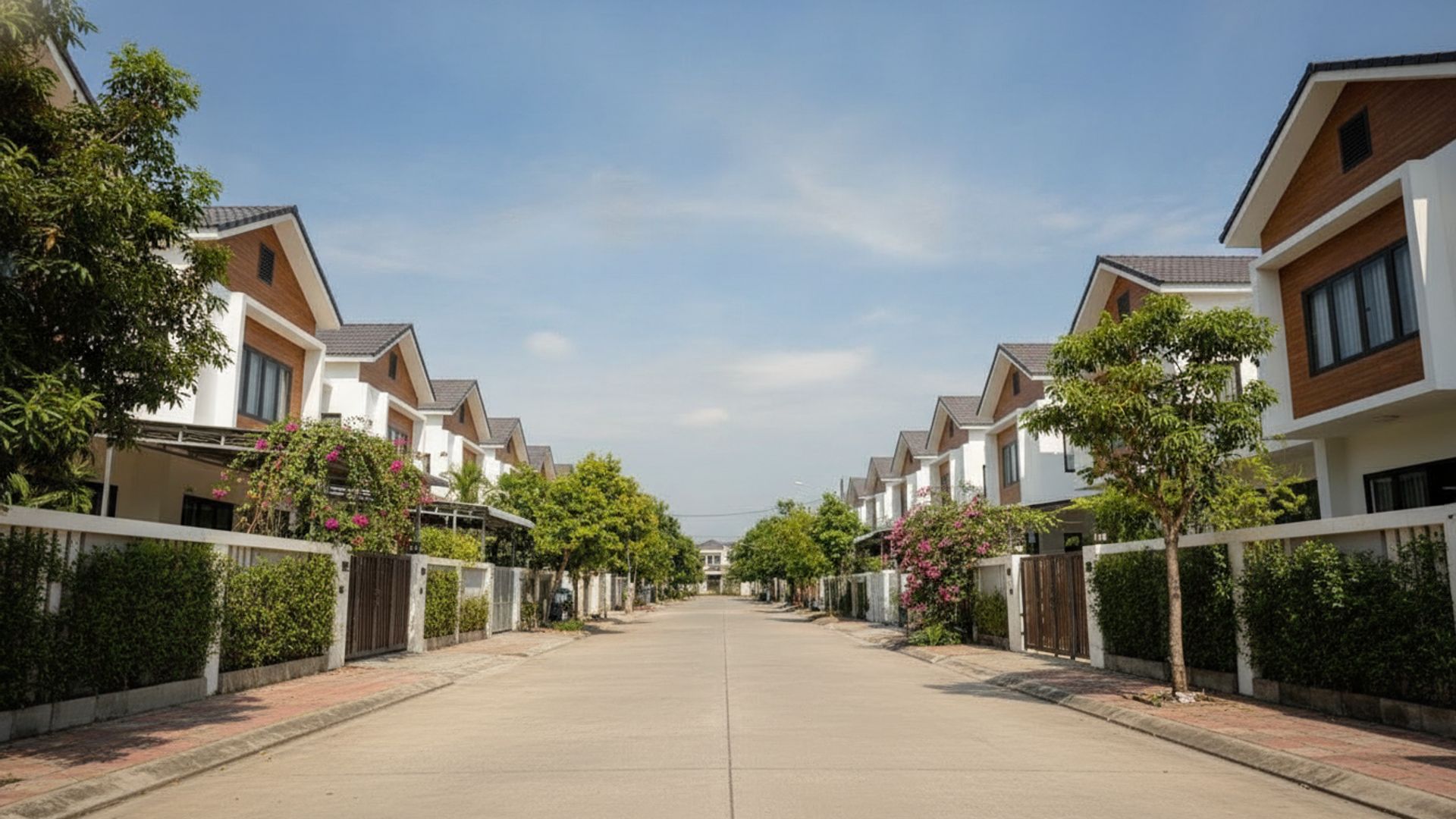 Quiet landed residential street in Kovan or Serangoon, Singapore